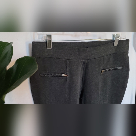 Guess Gray Dress Pant - size L - Picture 2 of 7